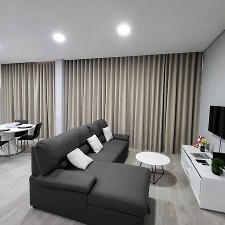 Lovers Center 卡尼索