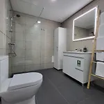 Lovers Center קאניקו