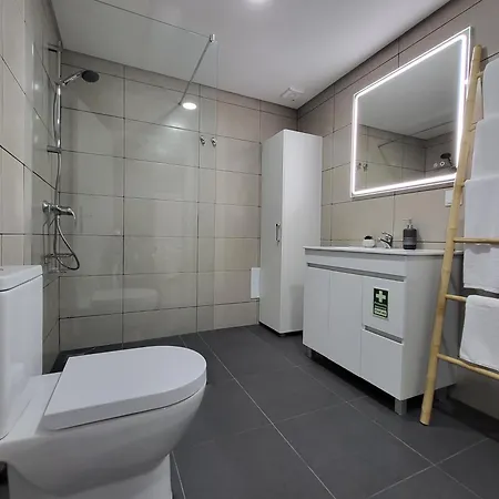 Lovers Center Caniço